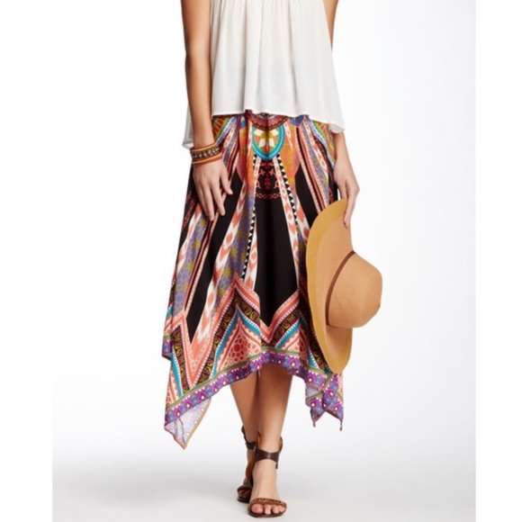 Flying Tomato Dresses & Skirts - Flying Tomato Boho Handkerchief Hem Skirt M